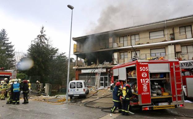 Una bombona sería la causante de la explosión que dejó cuatro heridos