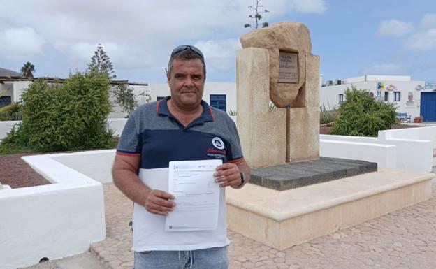 Recogen 305 firmas para pedir que se presente el PORN a los residentes de La Graciosa
