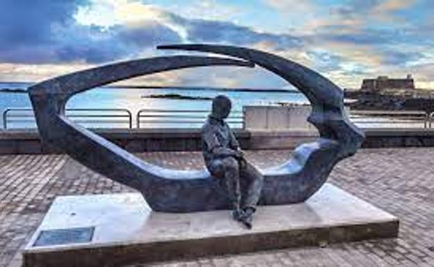 La escultura de César pasa al Cabildo