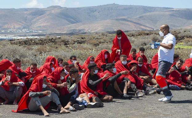 J Venes Migrantes Solos Se Quedar N En La Calle En Al