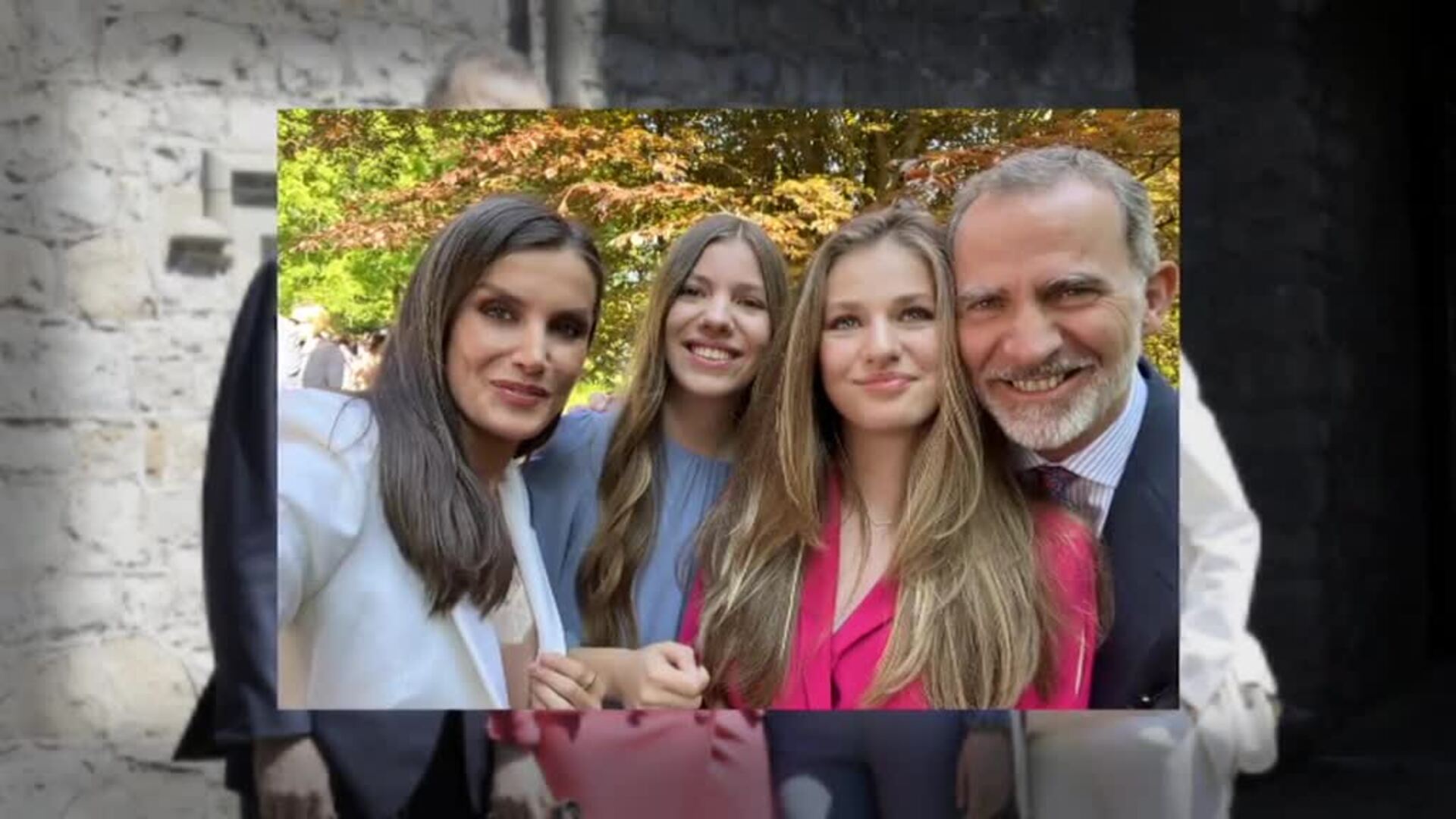 Los reyes y la infanta Sofía acompañan a la princesa Leonor en su