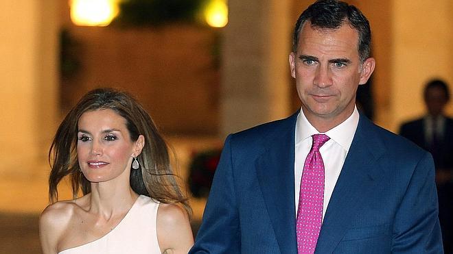 El Fondo De Armario De Letizia En Marivent El Comercio