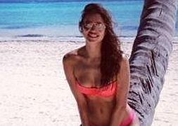 Irina Shayk Presume De Cuerpazo En Una Playa Paradisiaca El Comercio