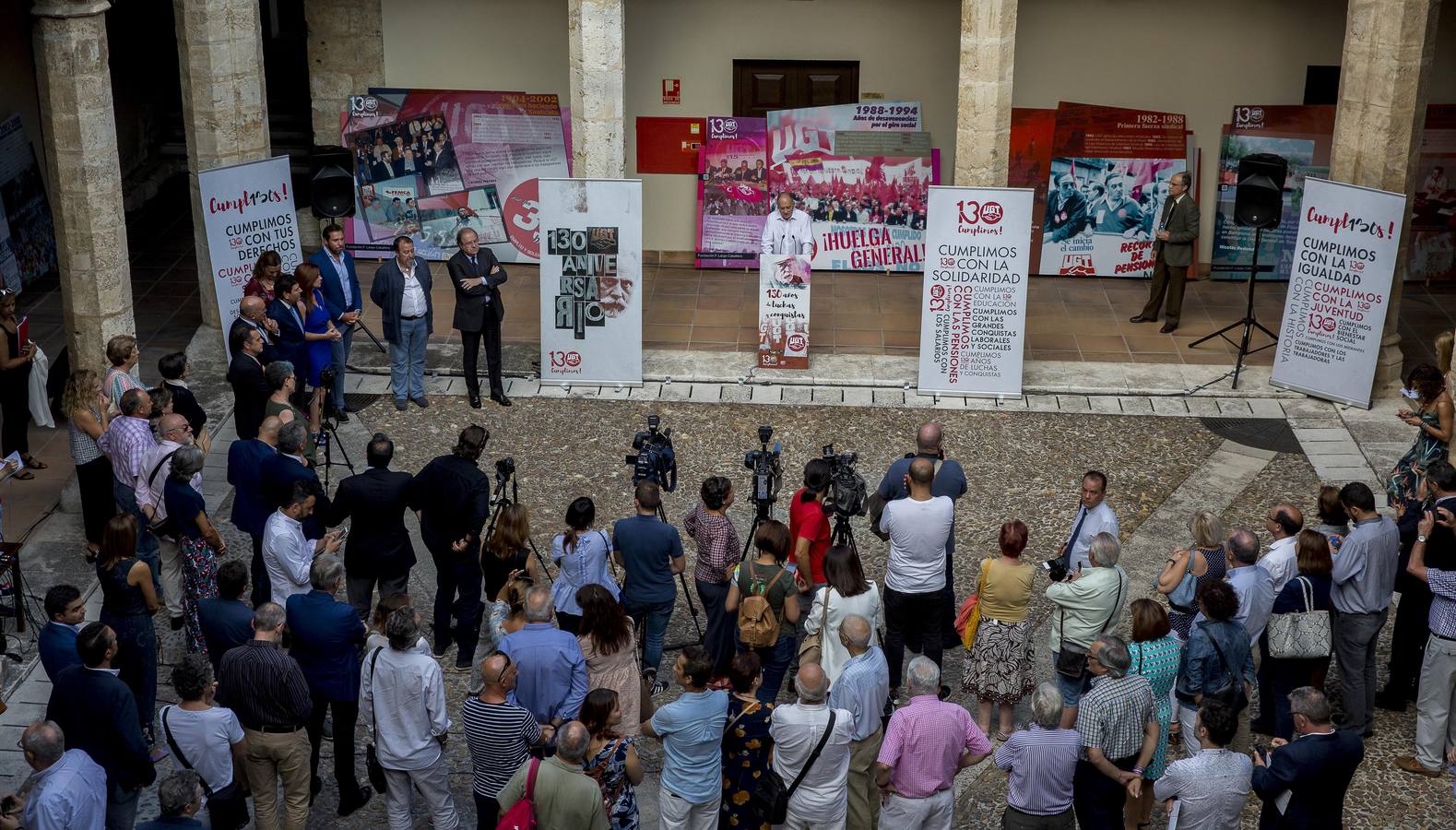 Fotos UGT inaugura en Valladolid la exposición 130 años de luchas y