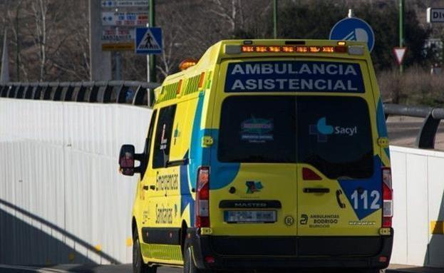 Fallece un cazador tras salirse de la vía y chocar contra un árbol El