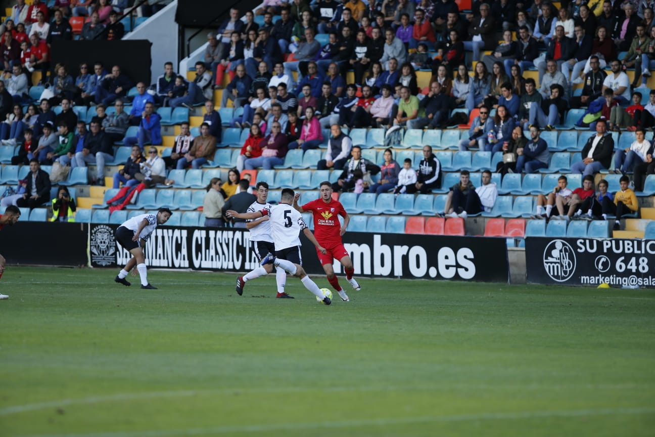 Fotos Derbi Entre El Salamanca Cf Uds B Y La Ud Santa Marta El Norte