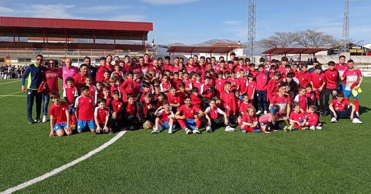 El Jaraíz, en su 50 aniversario, campeón de la Primera Extremeña