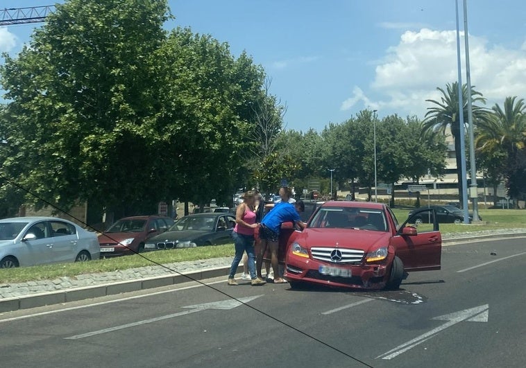 Sucesos Herido Grave Un Conductor En Badajoz Tras Invadir La Mediana Y