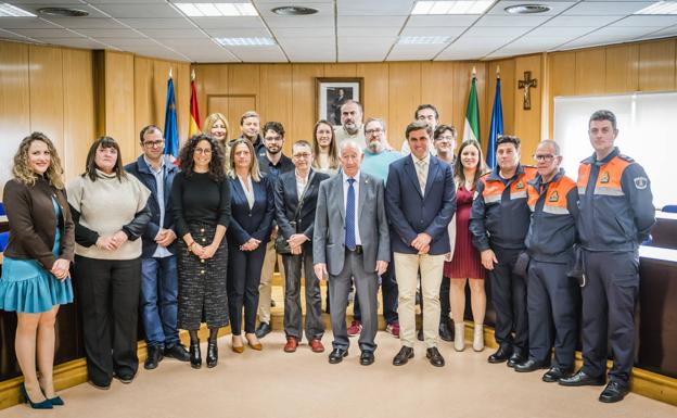 Trece nuevas personas se incorporan a la plantilla del Ayuntamiento de Roquetas