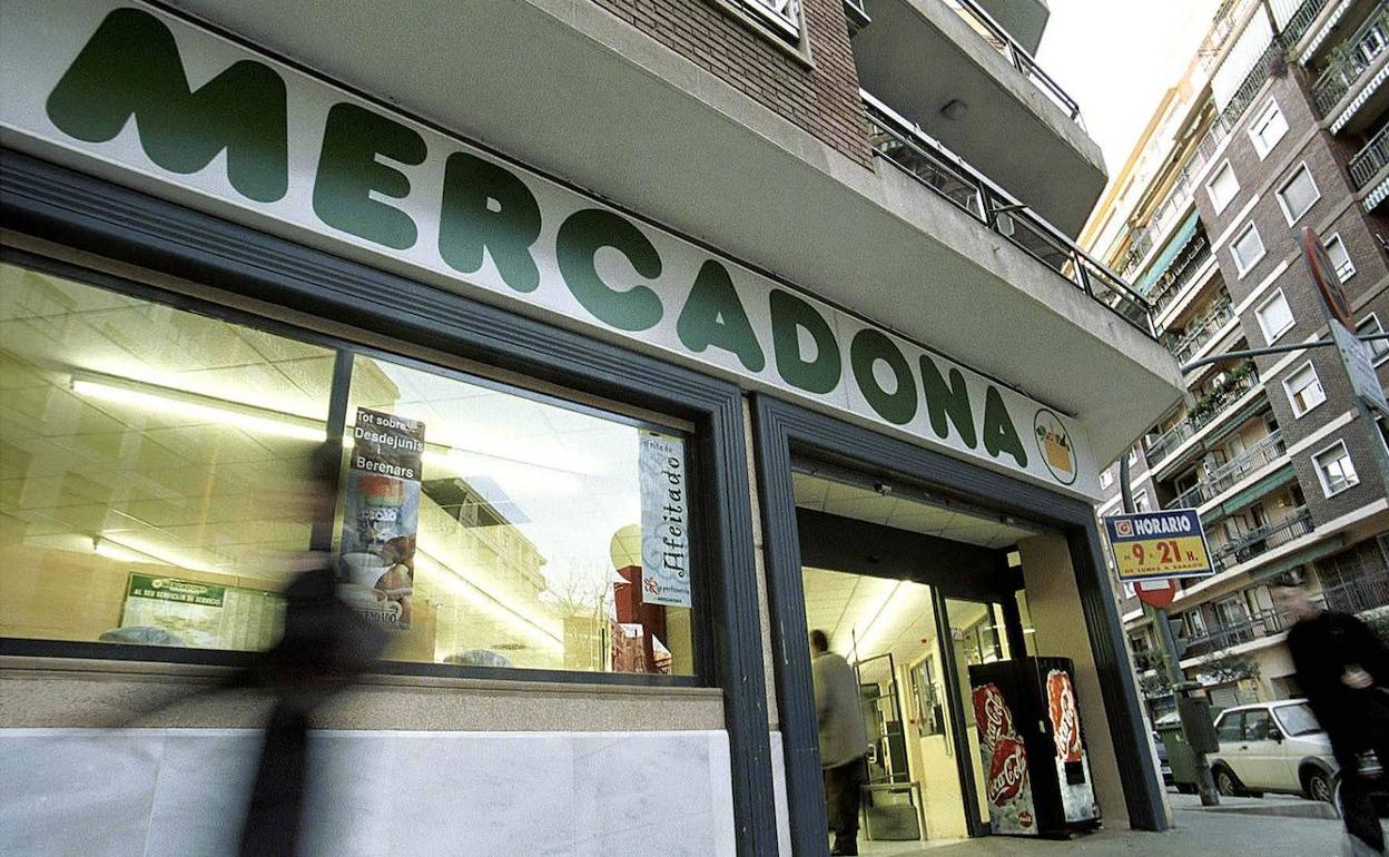 Mercadona Dona En Almer A Toneladas De Alimentos A Las Entidades