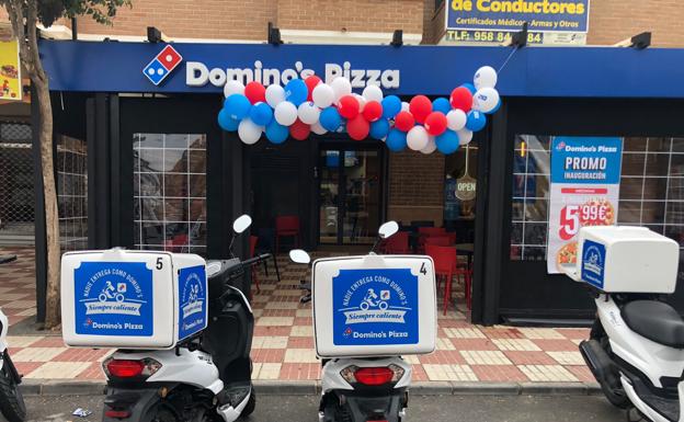 Las Franquicias Llegan Al Cintur N Domino S Pizza Abre En Churriana Y