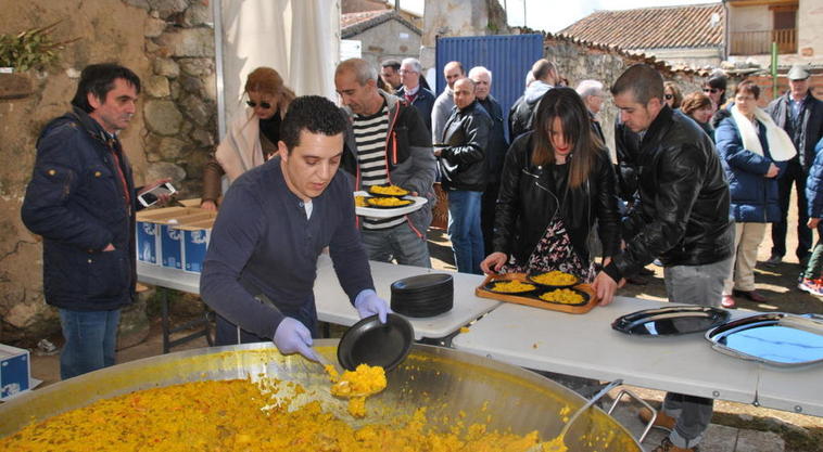 Jornada gastronómica previa al día grande en las fiestas de