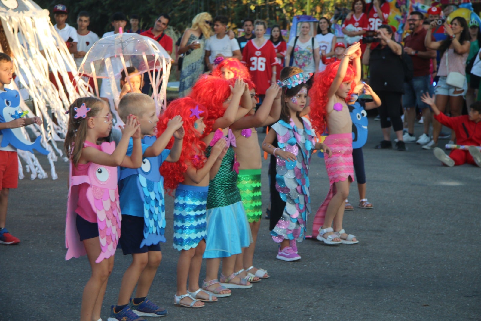 Las Mejores Fotos Del Desfile De Pe As De Inicio De Fiestas En