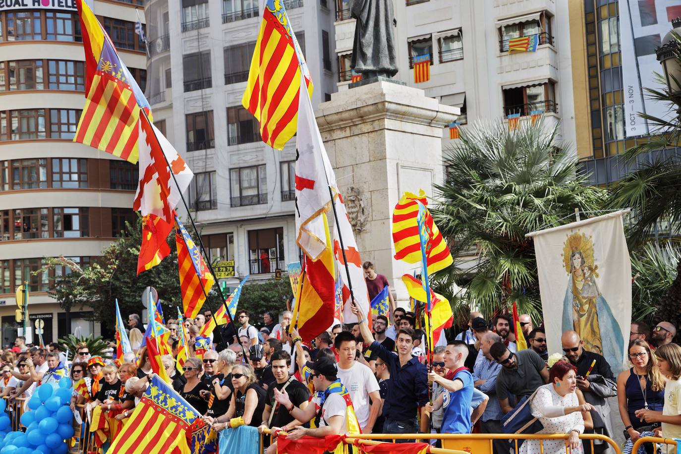 Fotos Procesi N C Vica De Valencia Por El D Octubre De Las