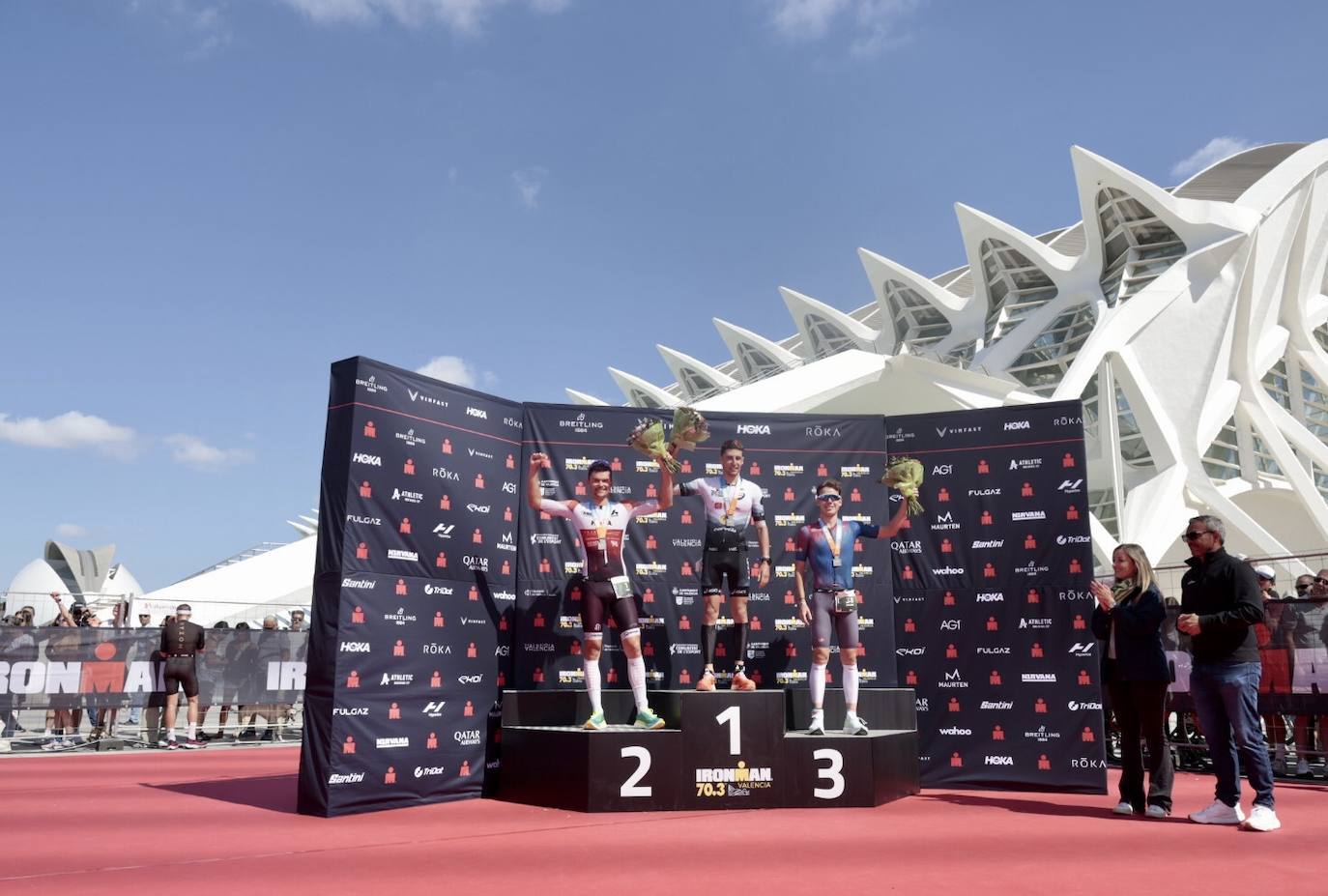 FOTOS META IRONMAN VALENCIA 2024 Así ha sido la emocionante llegada