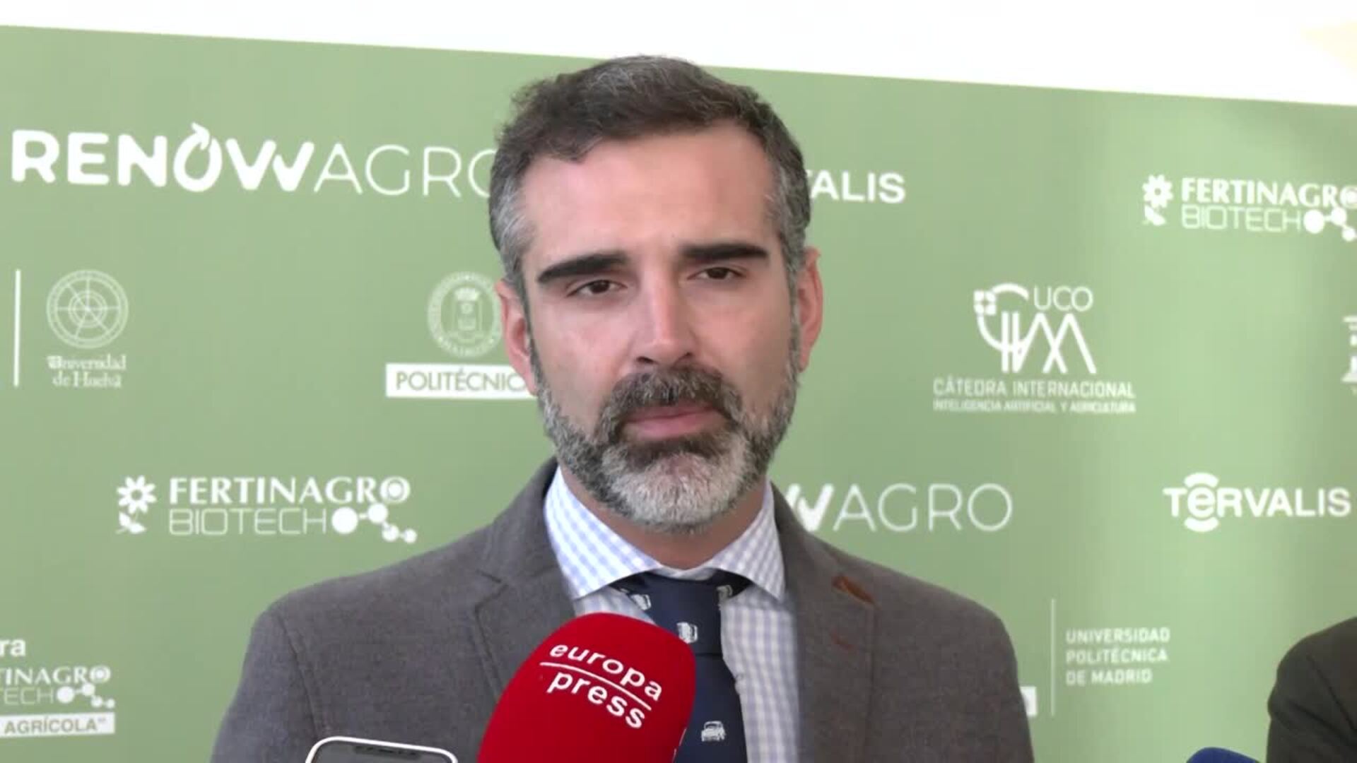 Junta de Andalucía aumenta los fondos para agroambientales y