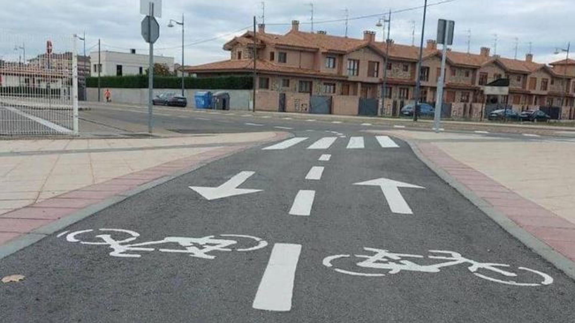 Las Obras Del Carril Bici Cortar N La Avenida De Asturias En Le N Desde