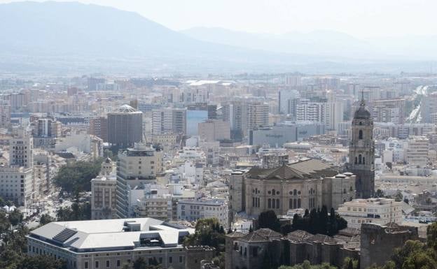 First donations come in to help build Malaga cathedral's new 15-million-euro roof