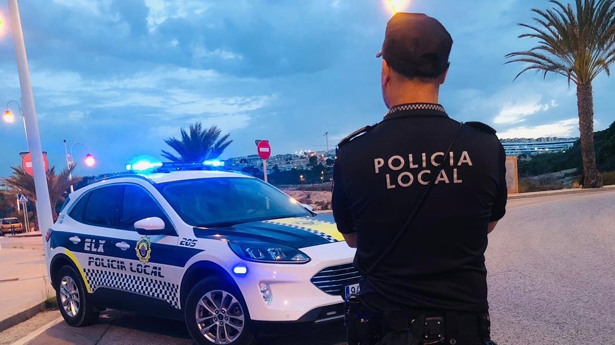 Detenido Por Agredir A La Expareja De Su Novia Con Un Cuchillo En Elche