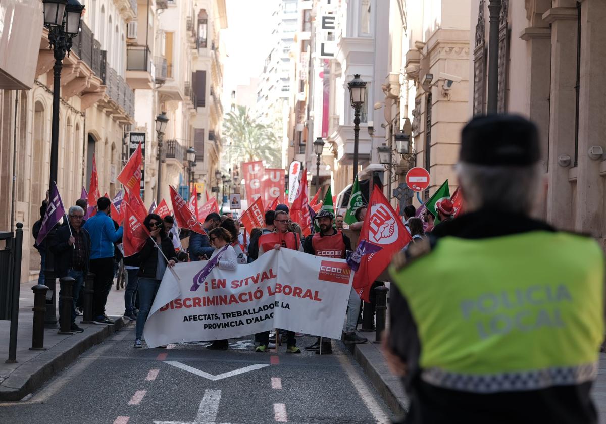 Industria Califica De Irresponsable El Mantenimiento De La Huelga En