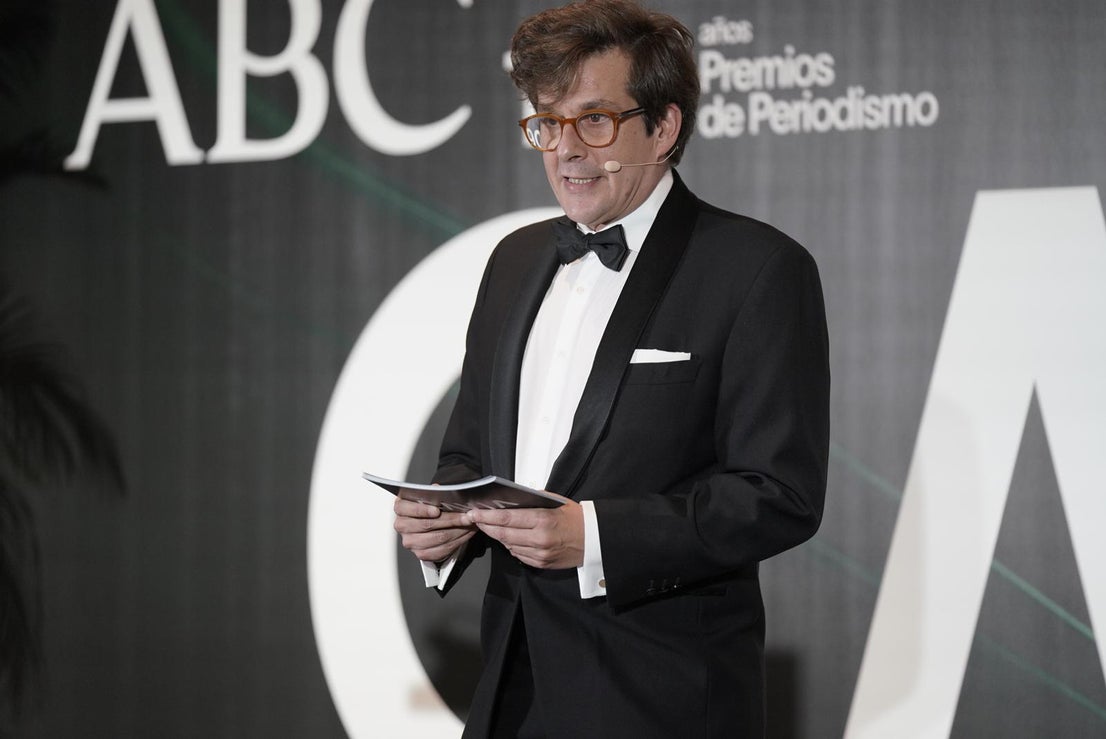 Alfonso J. Ussía, columnista de ABC, fue el conductor de la gala.