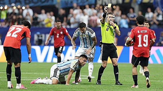 Collina defiende a sus árbitros: «Ni siquiera Infantino puede influir»
