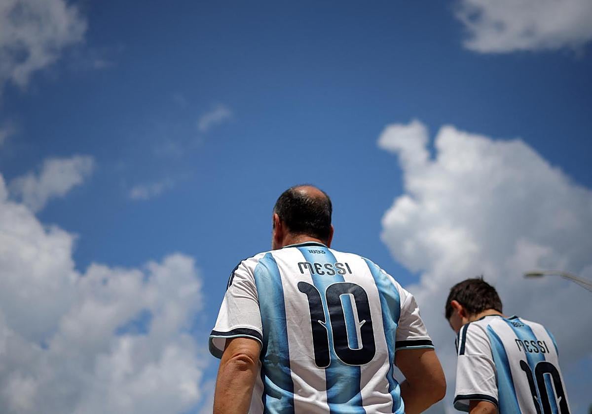 La vicepresidenta argentina llama «piratas» a los ingleses horas antes de disputarse la semifinal