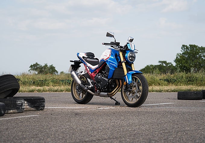 Seven Fifty Honda Hornet