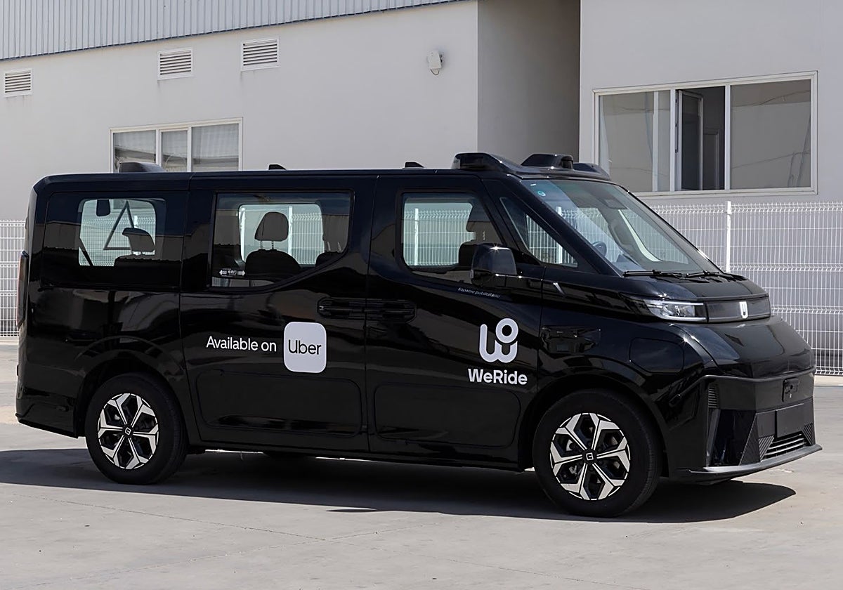 La DGT da luz verde a las primeras pruebas con coches autónomos de Nivel 4 en Madrid