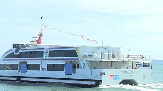 Lisboa estrena la flota de diez ferris eléctricos que navegarán el Tajo