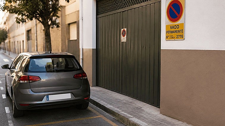 La «regla de los cinco minutos» y por qué te interesa conocerla para no encontrarte una multa en tu coche
