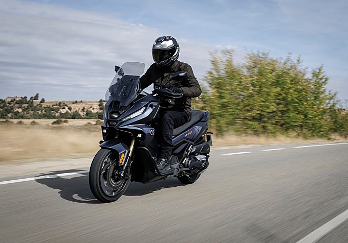 Prueba Voge SR450X