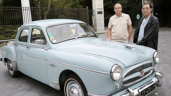 De Ginebra a Valladolid en un Renault Fregate de 1958