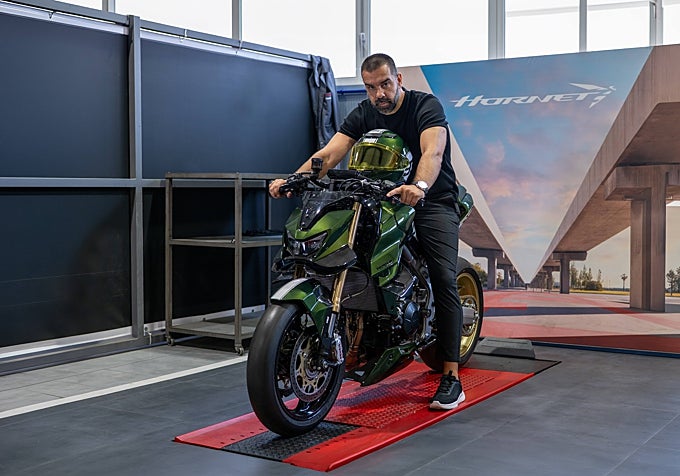 La CB750 Hornet 'Mugen' conquista el concurso Honda Customs