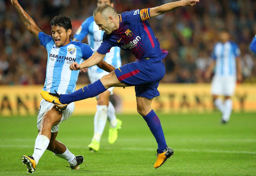 El FC Barcelona, líder de la clasificación, recibe a un Málaga, colista, que tratará de buscar la sorpresa como visitante. El cuadro culé, invicto esta temporada, busca despegarse del resto de perseguidores.