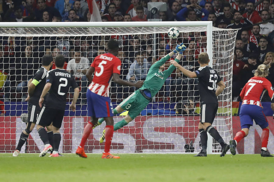 El Atlético de Madrid afronta su primera final del año ante el Qarabag en la Champions League. Al Atlético, con dos puntos, solamente le vale ganar para seguir teniendo opciones de clasificarse.