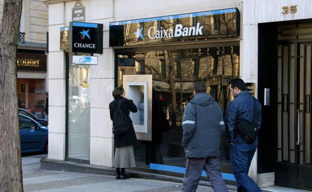 Una sucursal de Caixabank.