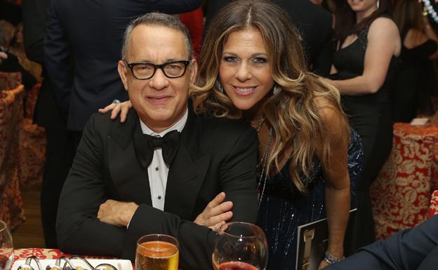 Tom Hanks junto a su esposa Rita Wilson. 