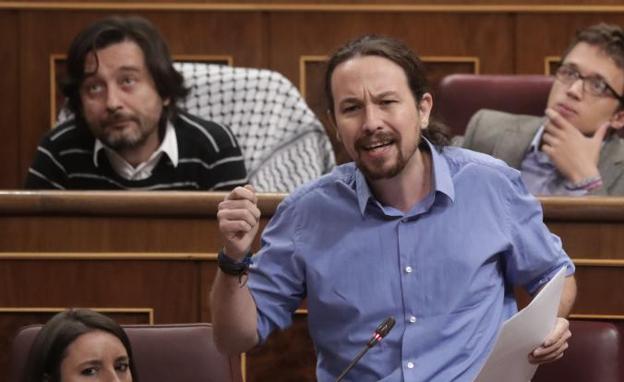 Pablo Iglesias llama «delincuente» a Rajoy por la corrupción