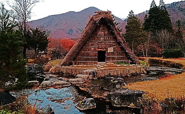 Una ejemplo de construcción de la aldea de Shirakawa. 