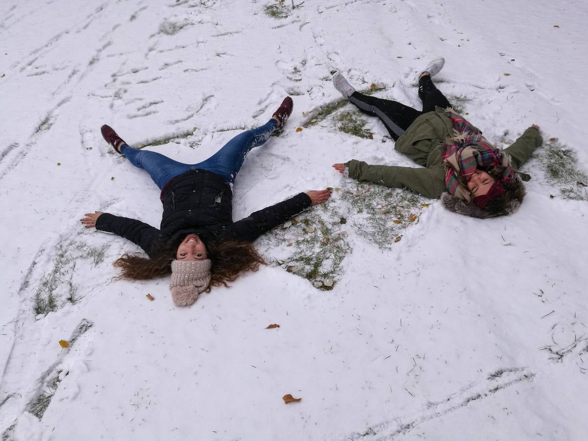 Las estampas que ha dejado la nieve en la comunidad