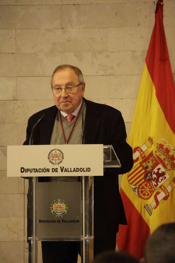 El reconocimiento, que ha congregado a numerosos invitados, ha tenido lugar este mediodía en el castillo de Peñafiel