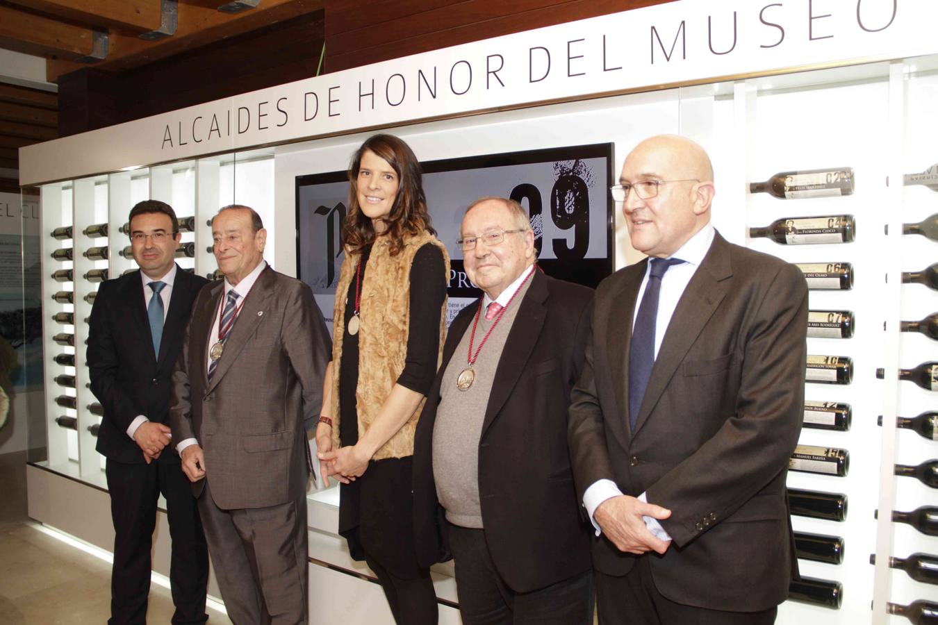 El reconocimiento, que ha congregado a numerosos invitados, ha tenido lugar este mediodía en el castillo de Peñafiel