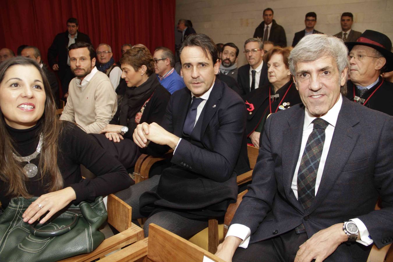 El reconocimiento, que ha congregado a numerosos invitados, ha tenido lugar este mediodía en el castillo de Peñafiel