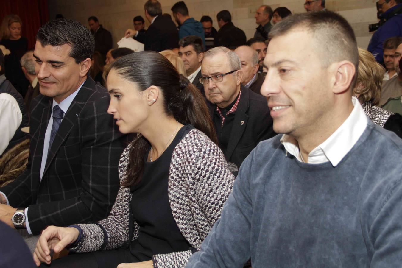 El reconocimiento, que ha congregado a numerosos invitados, ha tenido lugar este mediodía en el castillo de Peñafiel