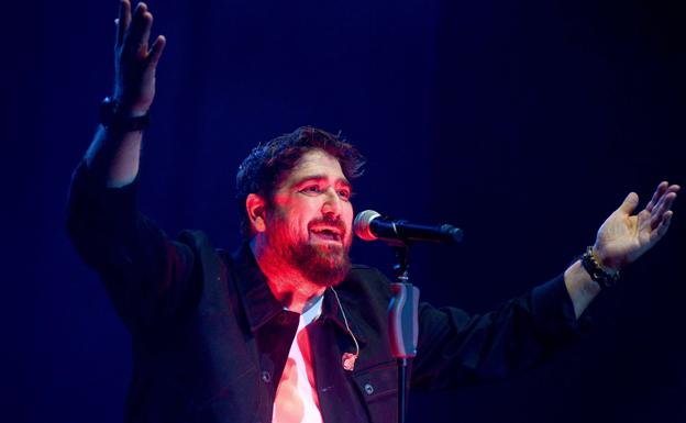 Antonio Orozco durante un concierto. 