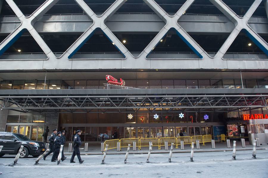 Un hombre, que ha sido detenido, habría intentado acceder al metro en la zona de Times Square con un artefacto.