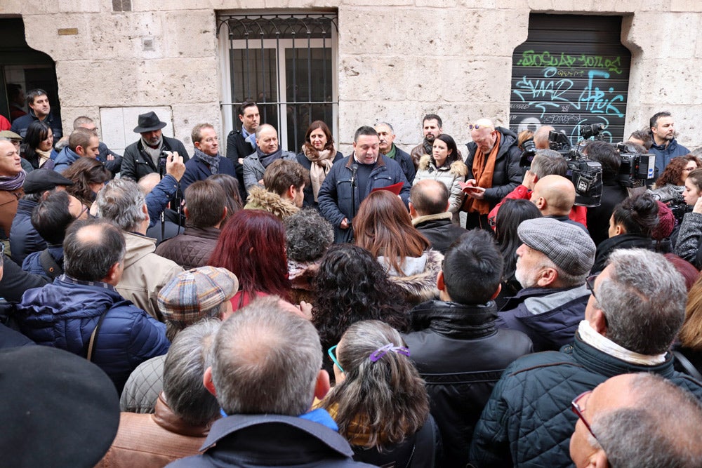 Inauguración de la placa del centenario de la casa del pueblo