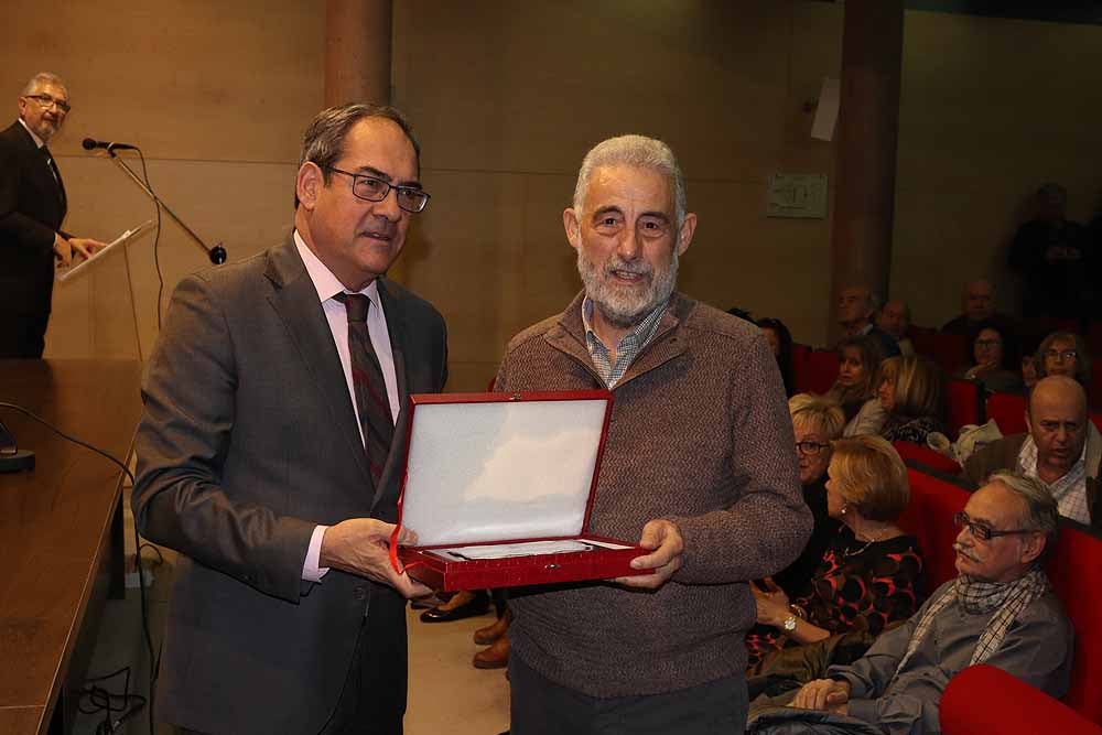 Distinciones a una vida dedicada al trabajo en la Junta