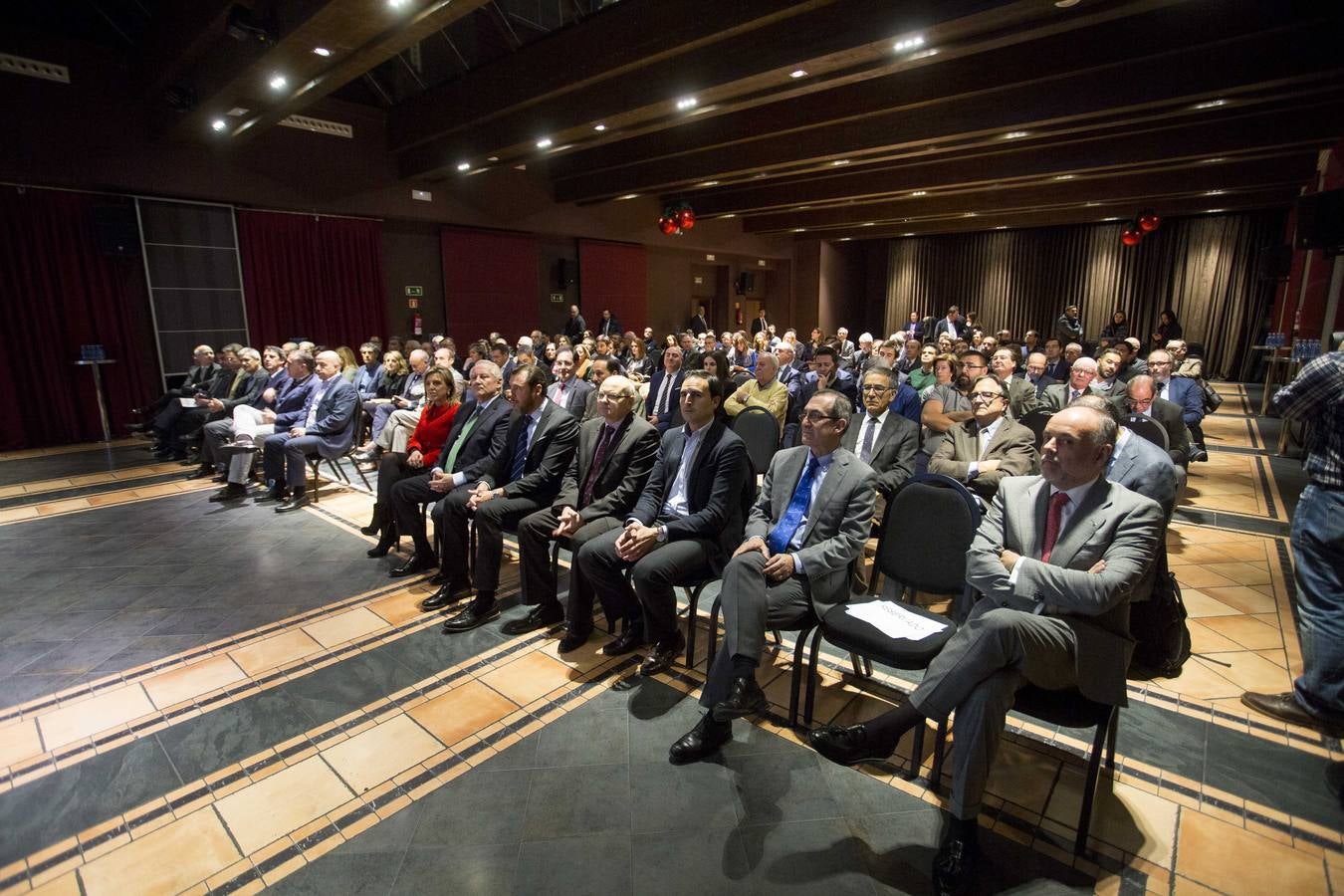 El presidente de Renault España anunció que el próximo vehículo que fabrique la planta de Valladolid será un automóvil de conducción autónoma